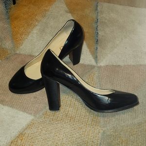 Black Chunky Heel Pump